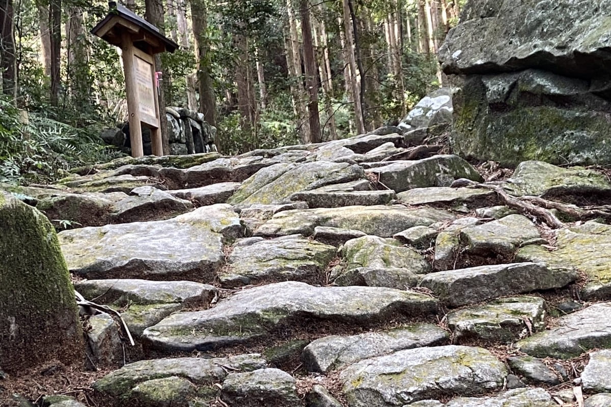 積極的に地元の人々と交流。職場では見えない、新たな発見盛り沢山の２泊３日。