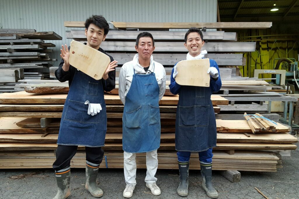 地元製材所での木工体験